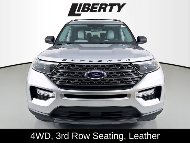 Used 2021 Ford Explorer XLT with VIN 1FMSK8DH3MGC28536 for sale in Vermilion, OH