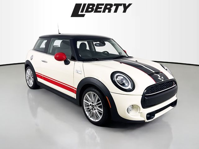 2019 MINI Hardtop 2 Door S's photo