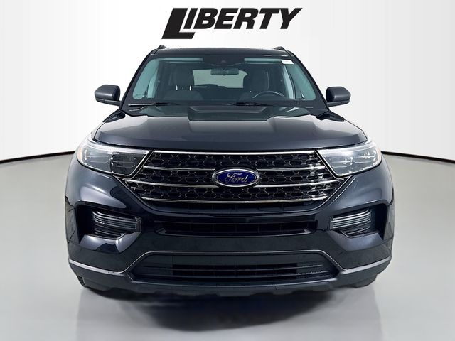 Used 2021 Ford Explorer XLT with VIN 1FMSK8DHXMGC08218 for sale in Vermilion, OH