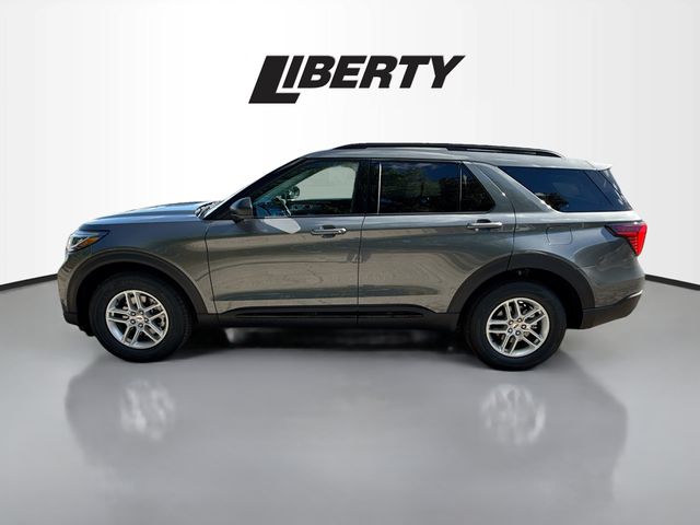2026 Ford Explorer photo 4