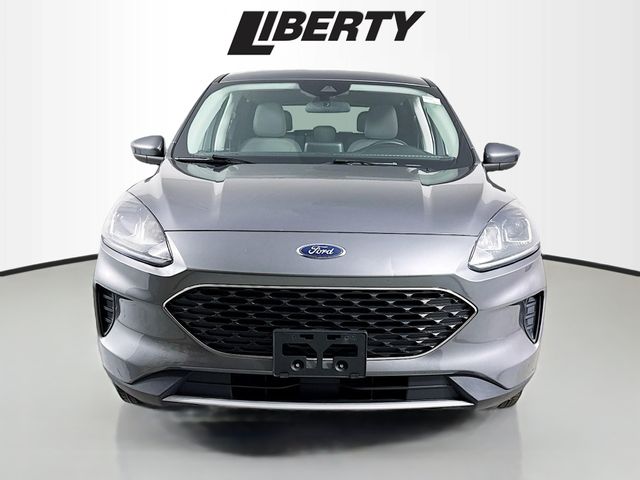 Used 2021 Ford Escape SE with VIN 1FMCU9G60MUB15319 for sale in Vermilion, OH