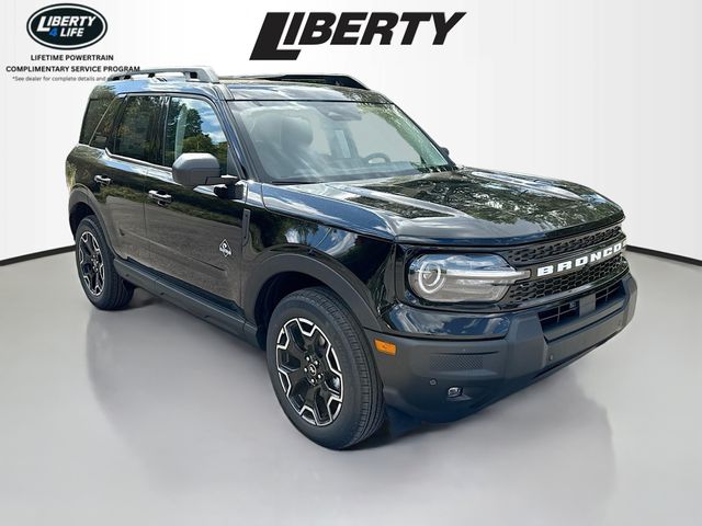 2025 Ford Bronco Sport Outer Banks's photo