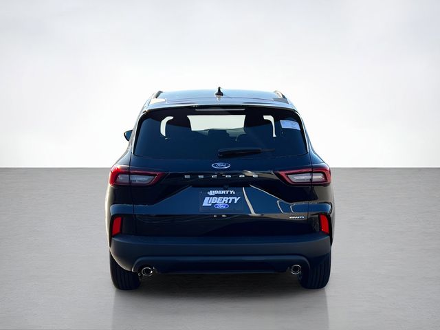 2025 Ford Escape ST-Line photo 4