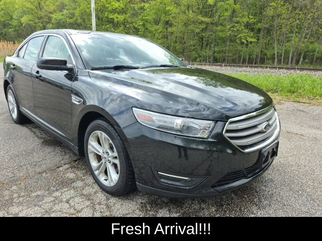 2013 Ford Taurus SEL FWD's photo