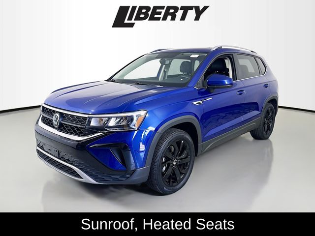 2022 Volkswagen Taos SE photo 3