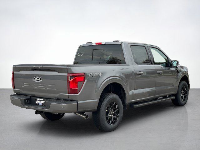 2025 Ford F-150 XLT photo 3