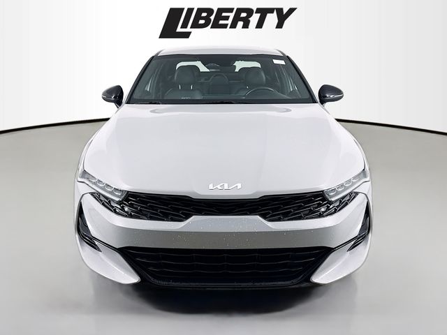 2022 Kia K5 GT-Line photo 2