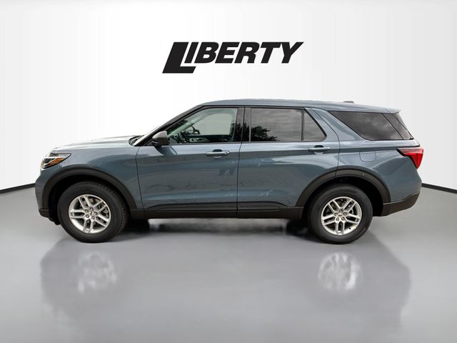 2026 Ford Explorer photo 2