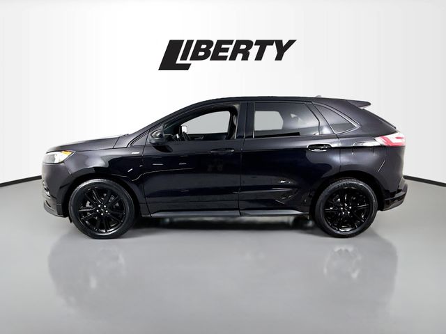 2022 Ford Edge ST photo 2