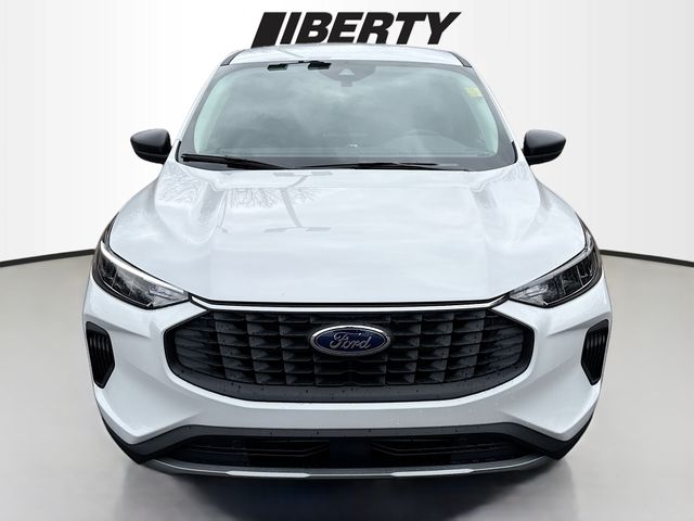 2026 Ford Escape Active photo 2