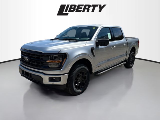 2025 Ford F-150 XLT photo 3