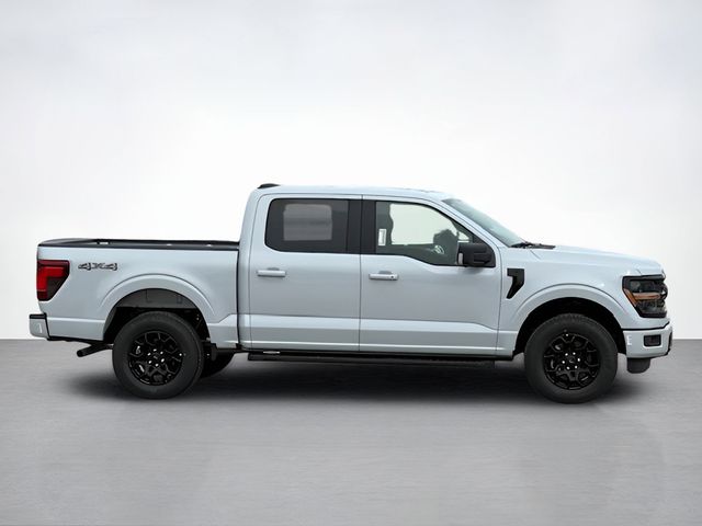 2025 Ford F-150 XLT photo 2