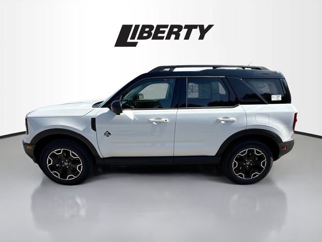 2025 Ford Bronco Sport Outer Banks photo 4