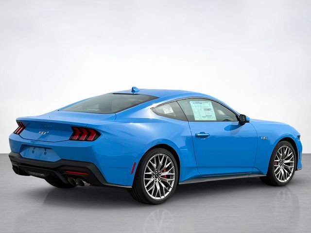 2025 Ford Mustang GT Premium photo 3