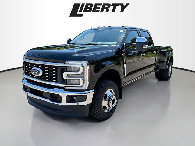 2025 Ford F-350 photo 3