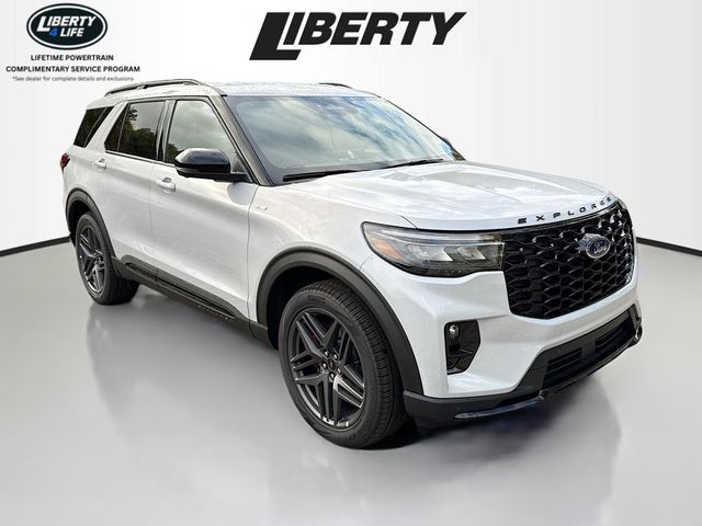 2026 Ford Explorer ST-LINE's photo