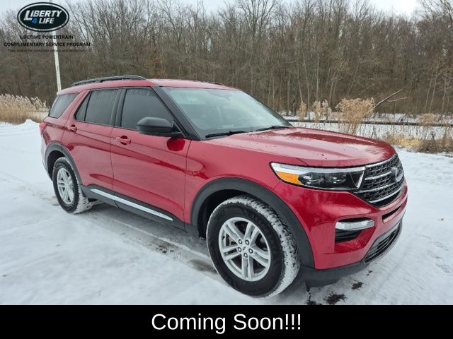 2023 Ford Explorer XLT's photo