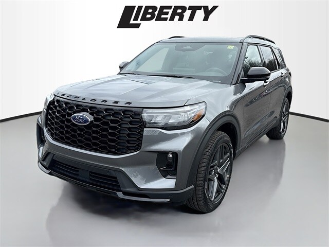 2025 Ford Explorer ST-Line photo 3