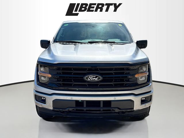 2025 Ford F-150 XLT photo 2