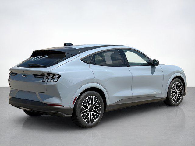 2025 Ford Mustang Mach-E Premium photo 3