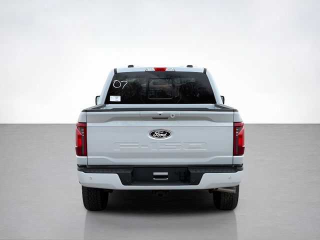 2025 Ford F-150 XLT photo 4