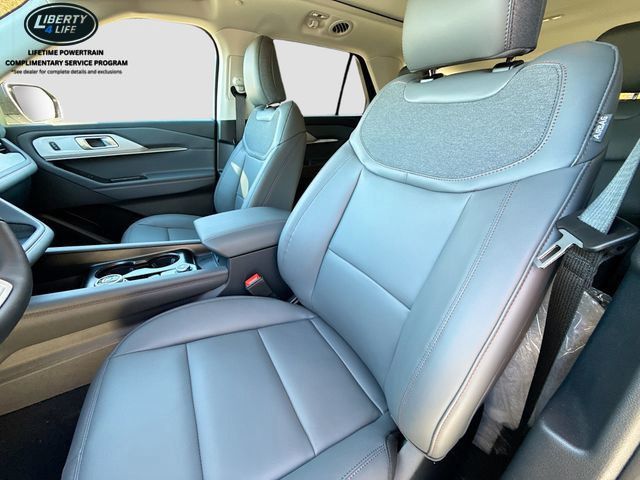 2026 Ford Explorer Active - Photo 21