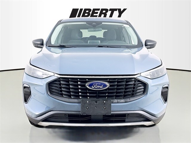 2024 Ford Escape Active photo 2