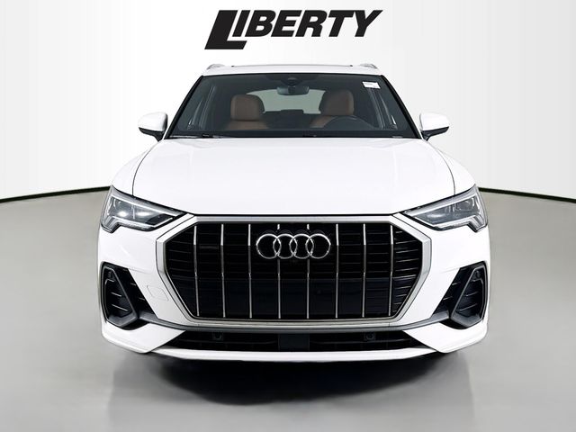 2023 Audi Q3 S line Premium Plus photo 2