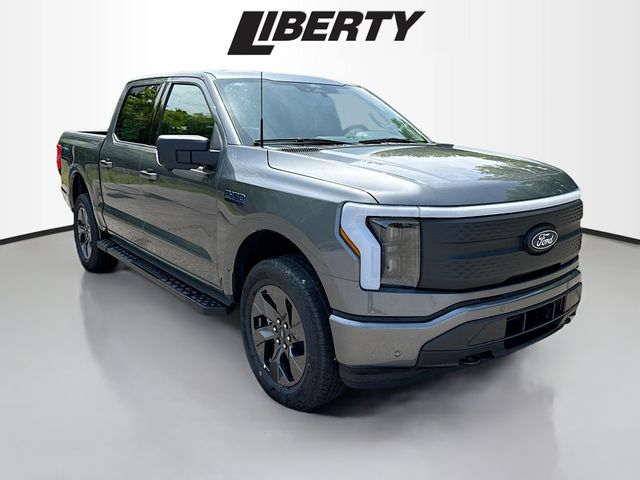 2025 Ford F-150 Lightning Flash's photo