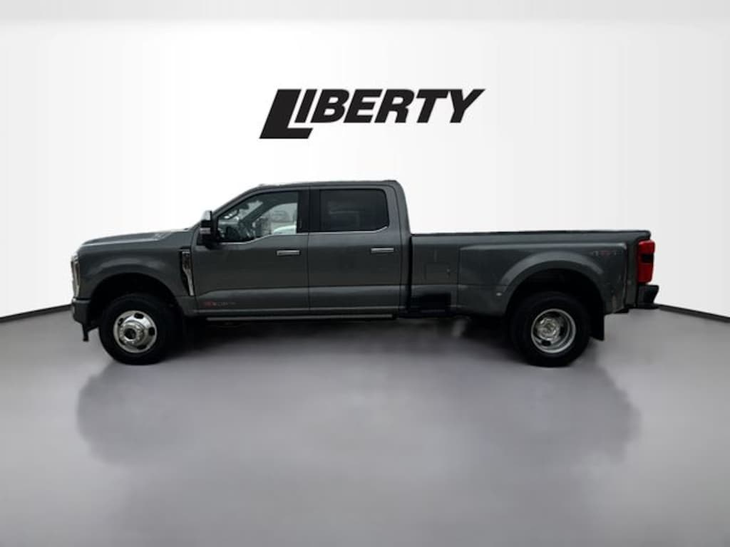 Used 2024 Ford F-350SD Platinum Truck