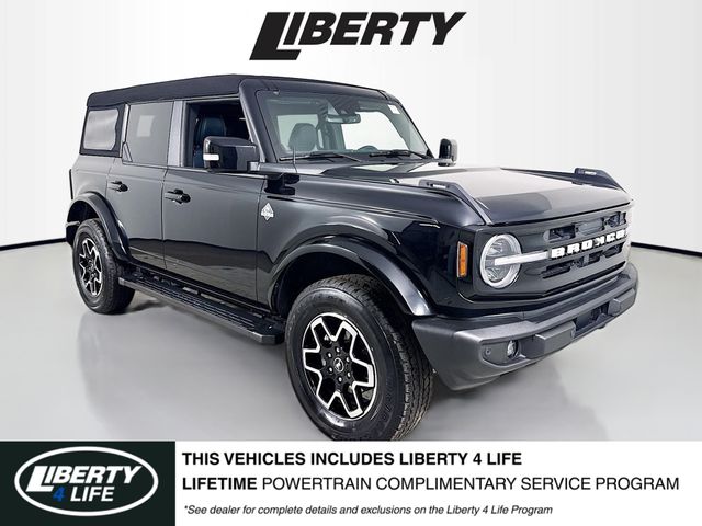 2023 Ford Bronco 4-Door Outer Banks's photo