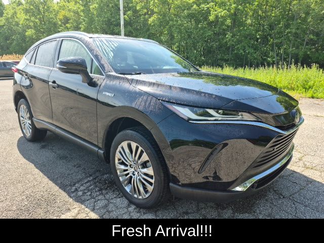 2021 Toyota Venza XLE Hybrid AWD's photo