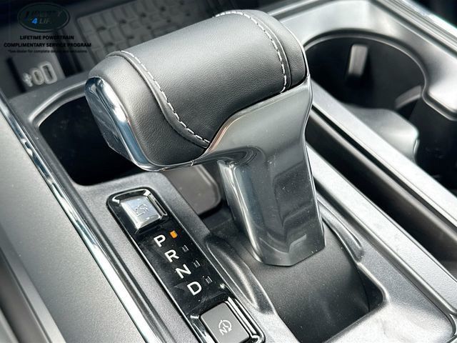 2025 Ford F-150 Lightning Flash - Photo 17