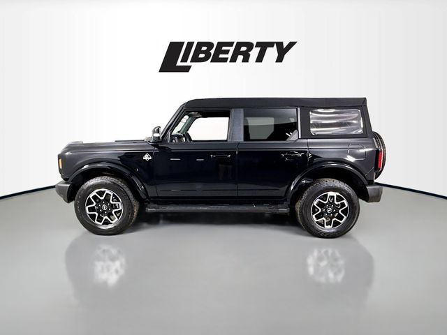 2023 Ford Bronco Outer Banks photo 4