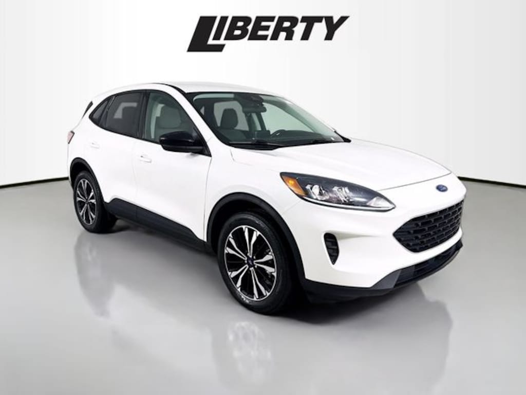 Used 2022 Ford Escape Hybrid SE SUV