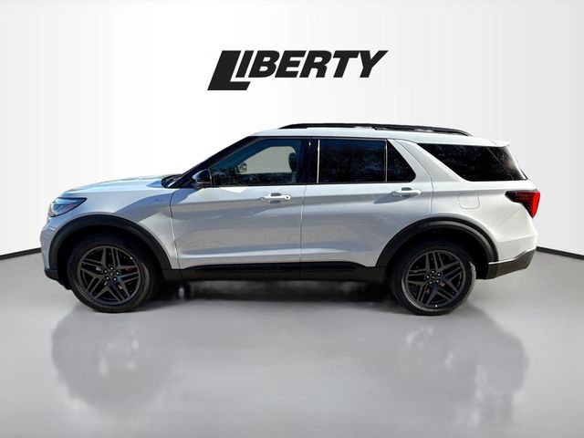 2026 Ford Explorer ST-Line photo 3