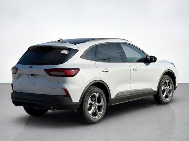 2025 Ford Escape ST-Line photo 3