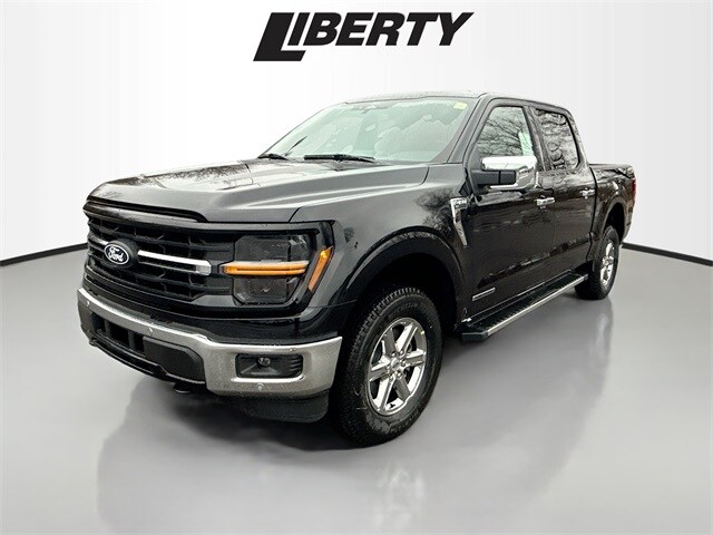 2025 Ford F-150 XLT photo 2