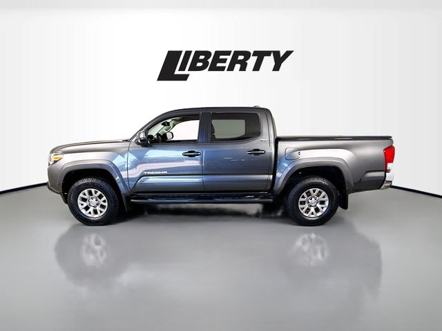 2017 Toyota Tacoma SR5 photo 4