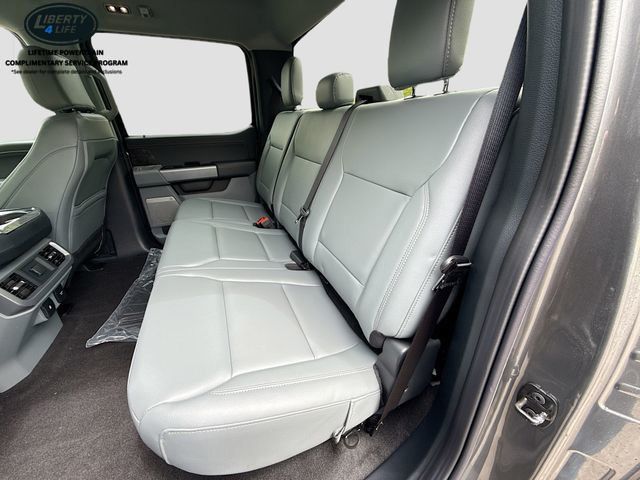 2025 Ford F-150 Lightning Flash - Photo 25