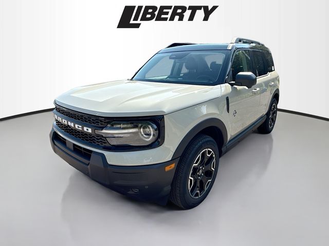 2025 Ford Bronco Sport Outer Banks photo 3