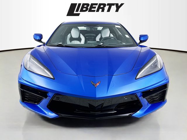 Used 2021 Chevrolet Corvette 2LT with VIN 1G1YB3D41M5105692 for sale in Vermilion, OH