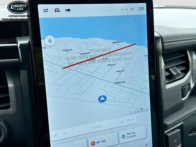 2025 Ford F-150 Lightning Flash - Photo 13