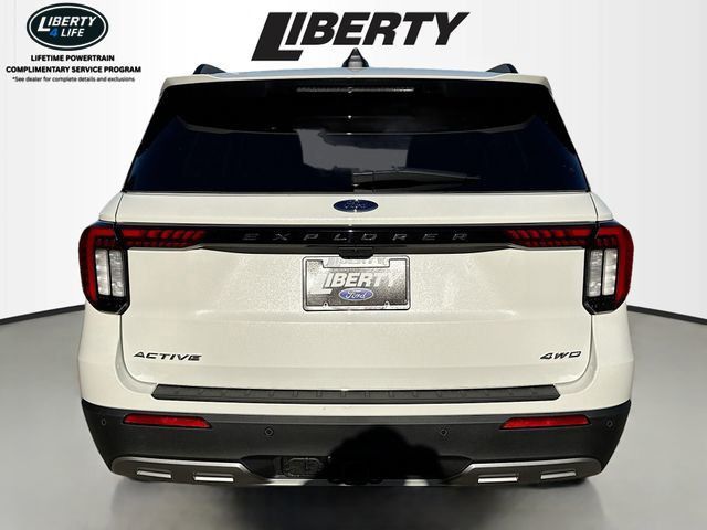 2026 Ford Explorer Active - Photo 6