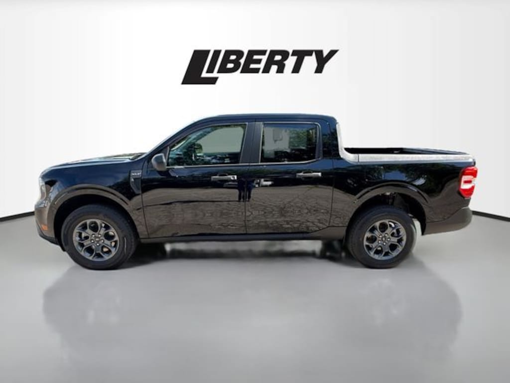 New 2025 Ford Maverick XLT Truck