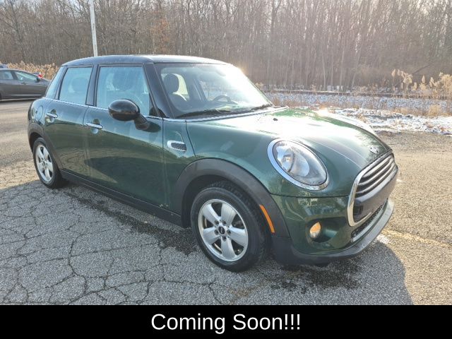 2016 MINI Cooper Base