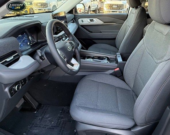 2026 Ford Explorer Active - Photo 12