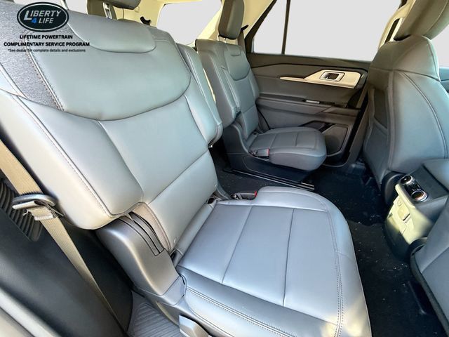 2026 Ford Explorer Active - Photo 29
