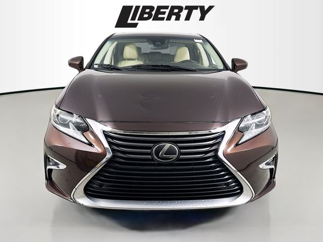 Used 2016 Lexus ES 350 with VIN 58ABK1GG9GU014711 for sale in Vermilion, OH