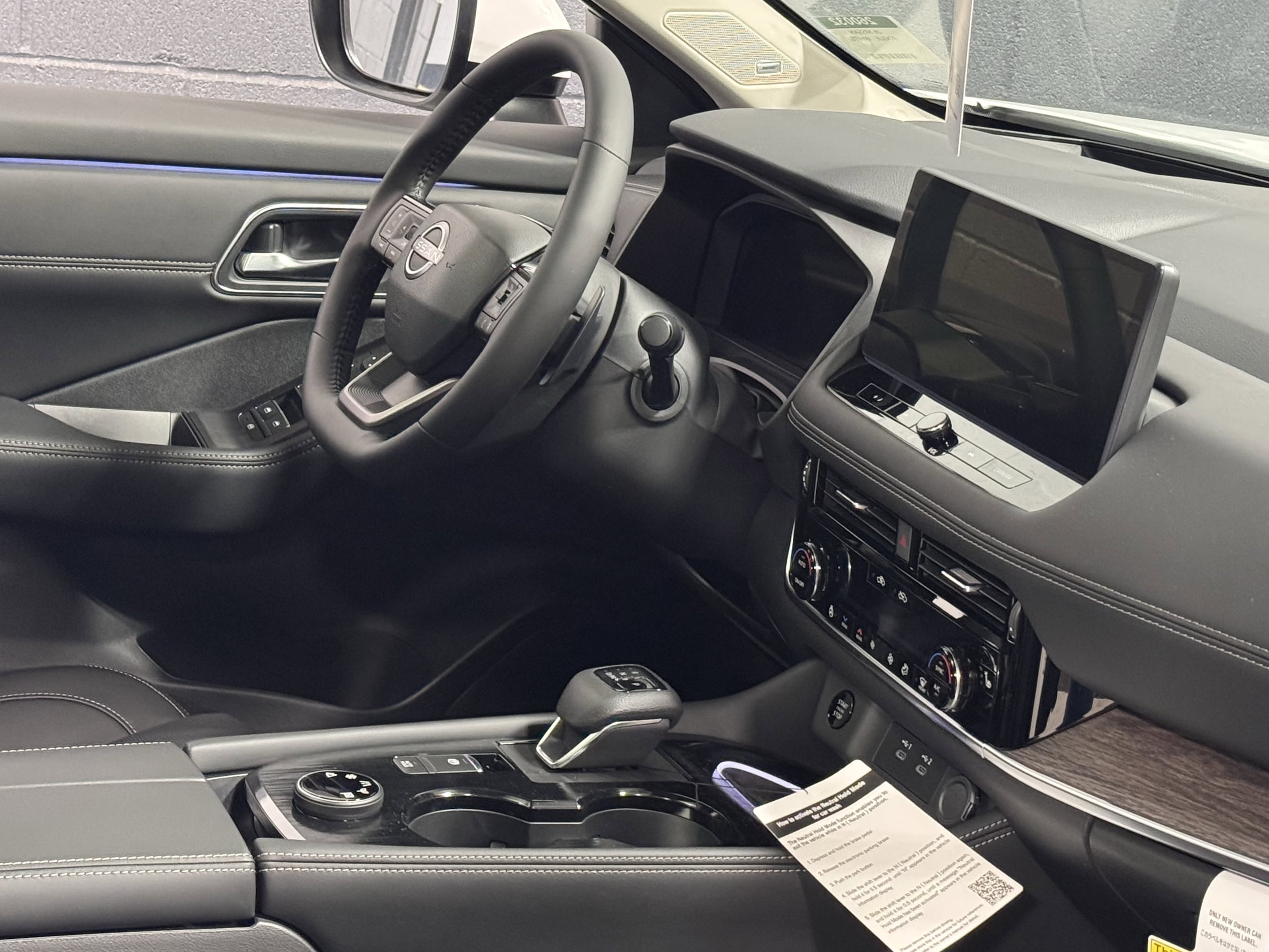 2026 Nissan Rogue Platinum - Photo 15